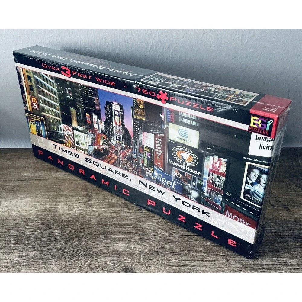 New Vintage PANORAMIC Jigsaw Puzzle  Buffalo Games New York Times Square SEALED